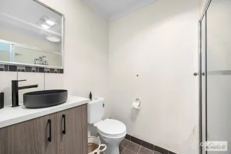 Property photo of 20 Cross Street Newborough VIC 3825