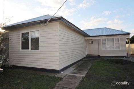 9 Lancaster Ave, Newcomb, VIC 3219