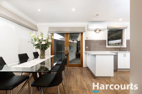 Property photo of 8 Outlook Drive Dandenong North VIC 3175