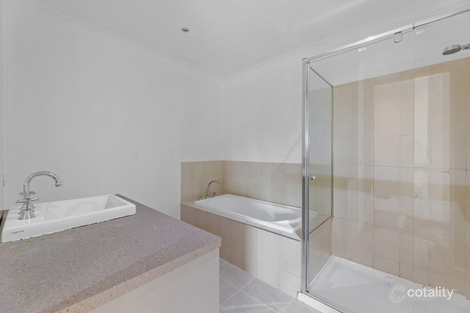 Property photo of 22 Hidden Grove Boulevard Keysborough VIC 3173