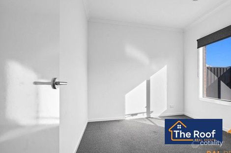 Property photo of 16 Napier Street Tarneit VIC 3029