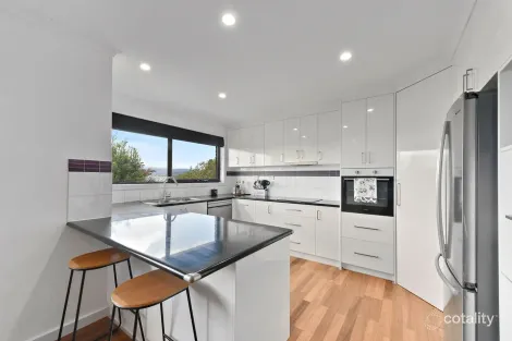 Property photo of 4 Bronte Court Riverside TAS 7250