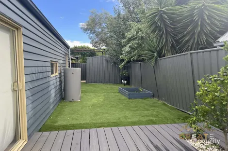 Property photo of 15 Tarcoola Drive Burnside VIC 3023