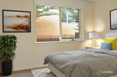 Property photo of 2/40 Melby Avenue St Kilda East VIC 3183