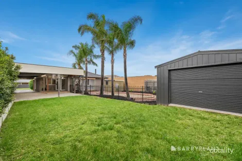 Property photo of 7 Cumberland Crescent Thomastown VIC 3074