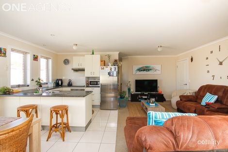 Property photo of 4/5 Saint Anne Place Devonport TAS 7310