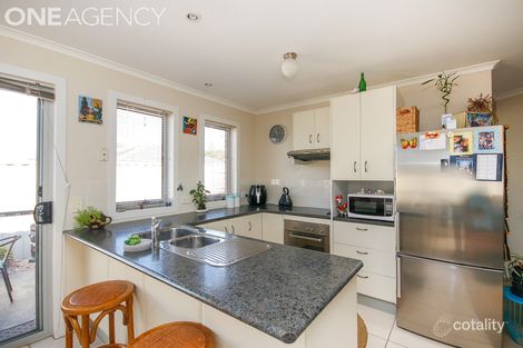 Property photo of 4/5 Saint Anne Place Devonport TAS 7310