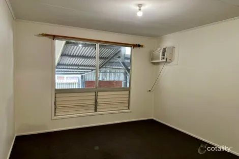 Property photo of 3 Leslie Drive Moranbah QLD 4744