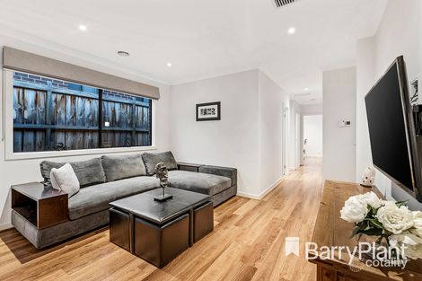 Property photo of 27 Morecroft Avenue Croydon VIC 3136