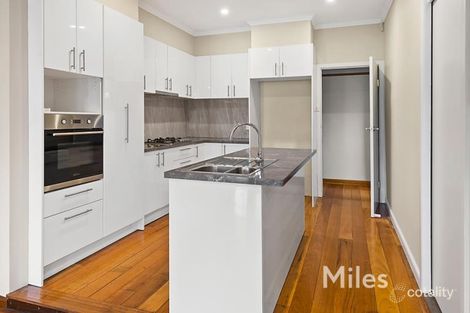 Property photo of 10 Sturdee Street Reservoir VIC 3073