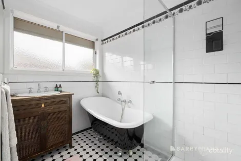 Property photo of 7 Cumberland Crescent Thomastown VIC 3074