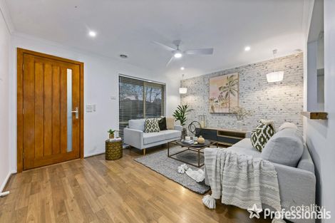 Property photo of 2 Strickland Crescent Burnside VIC 3023