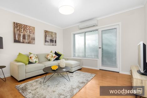 Property photo of 2/3B Warrigal Road Hughesdale VIC 3166