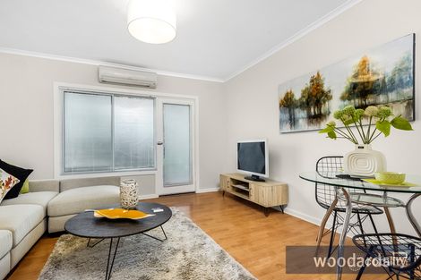 Property photo of 2/3B Warrigal Road Hughesdale VIC 3166