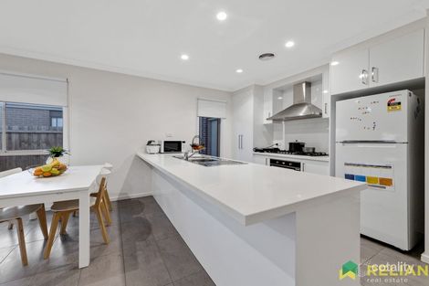 Property photo of 3 Robinson Drive Weir Views VIC 3338