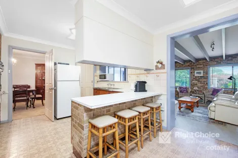Property photo of 14 Karowa Street Bomaderry NSW 2541