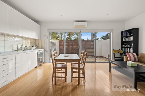 Property photo of 10 Silverash Drive Bundoora VIC 3083
