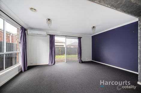 Property photo of 52 Edmondshaw Drive Deer Park VIC 3023
