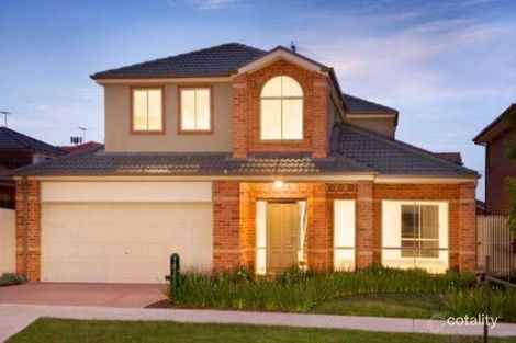 27 Boronia Ave, Cranbourne, VIC 3977