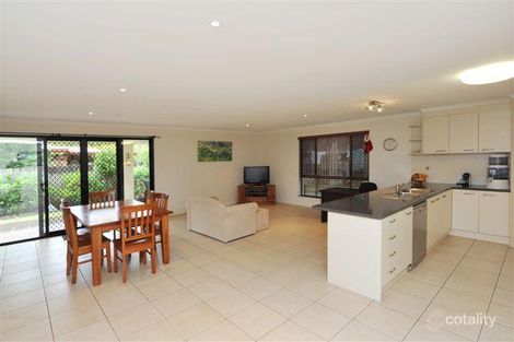 Property photo of 13 Hinchliffe Drive Kearneys Spring QLD 4350