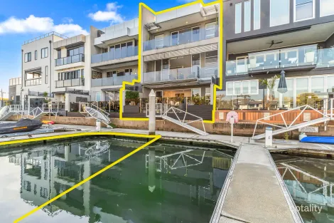 Property photo of 41 Pier One Drive Patterson Lakes VIC 3197