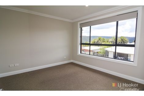 Property photo of 7C Cura Close Lithgow NSW 2790