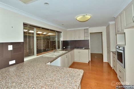 Property photo of 3 Oakdale Close Halls Head WA 6210