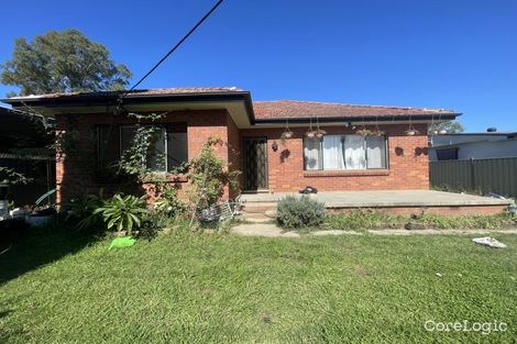 Property photo of 7 Lochee Avenue Minto NSW 2566