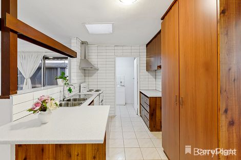 Property photo of 6 Mansfield Court Bundoora VIC 3083