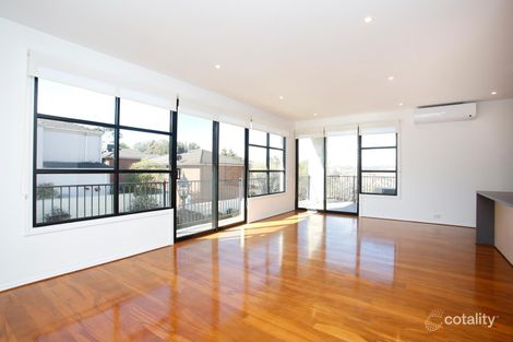 Property photo of 8/1 Conservatory Drive Burwood VIC 3125