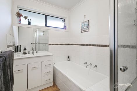 11 Bruce Dr, Somerville, VIC 3912