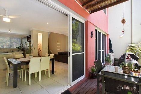 3/38 Government Rd, Labrador, QLD 4215