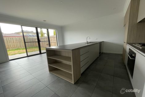 Property photo of 33 Jackson Green Boulevard Clayton South VIC 3169