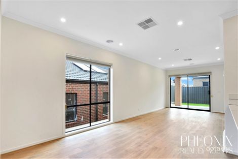 Property photo of 19 Beartooth Road Truganina VIC 3029