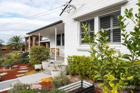 1/119 Mount Keira Rd, West Wollongong, NSW 2500