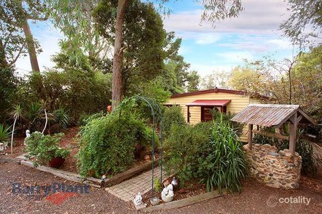 2 Wanda Ave, Wandin North, VIC 3139