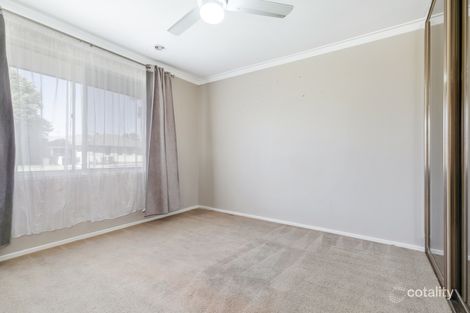 Property photo of 15 Lyrebird Way Thornlie WA 6108