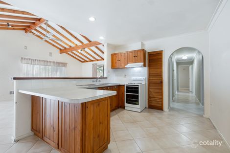 Property photo of 15 Lyrebird Way Thornlie WA 6108