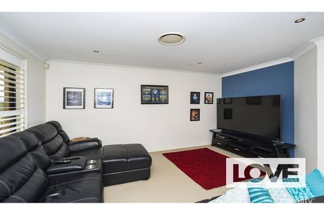 Property photo of 6 Huntington Way Cardiff South NSW 2285