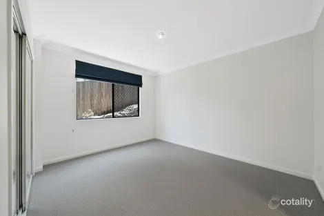 Property photo of 4/33 Simpsons Road Bardon QLD 4065