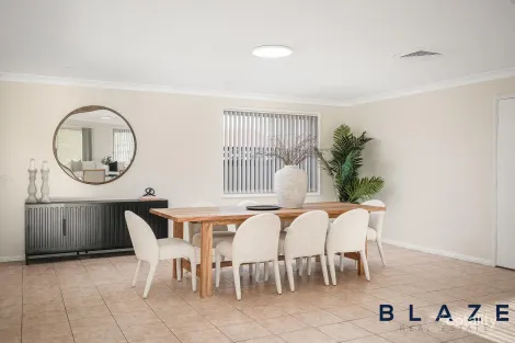 Property photo of 19 Lindeman Crescent Green Valley NSW 2168