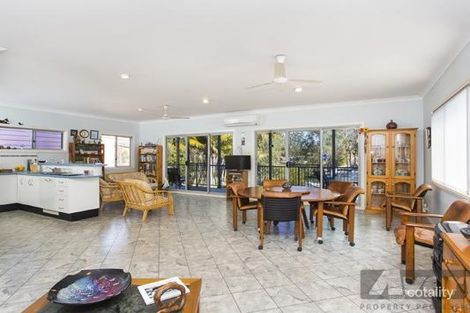 Property photo of 56 Macquarie Road Fennell Bay NSW 2283