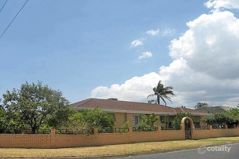 2 Aberdeen Ave, Modbury, SA 5092