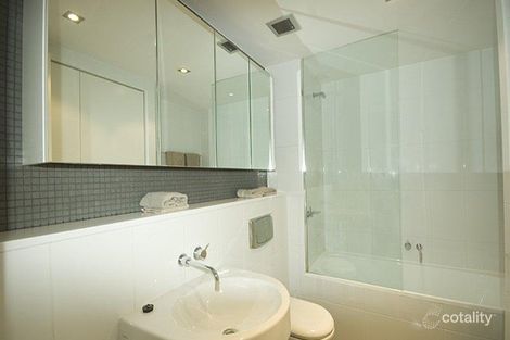 Property photo of 5 Larkin Street Googong NSW 2620