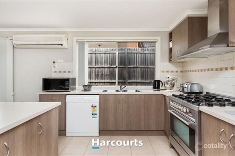 Property photo of 7 Cindy Court Berwick VIC 3806