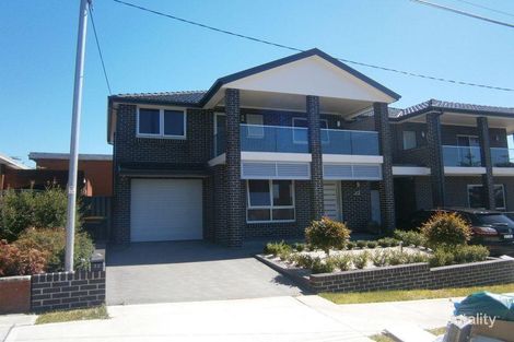 32 Buckwall Ave, Greenacre, NSW 2190