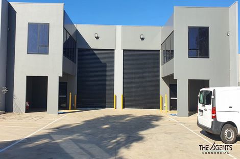 2/36 Ravenhall Way, Ravenhall, VIC 3023