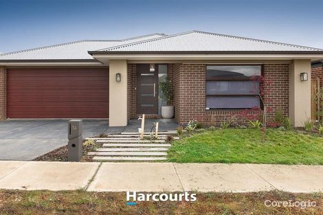 Property photo of 16 Thoroughbred Drive Clyde North VIC 3978