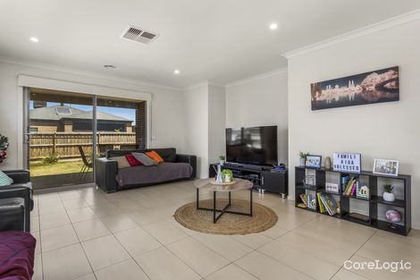 Property photo of 35 Taworri Crescent Werribee VIC 3030