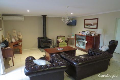 Property photo of 27 Highfields Road Highfields QLD 4352